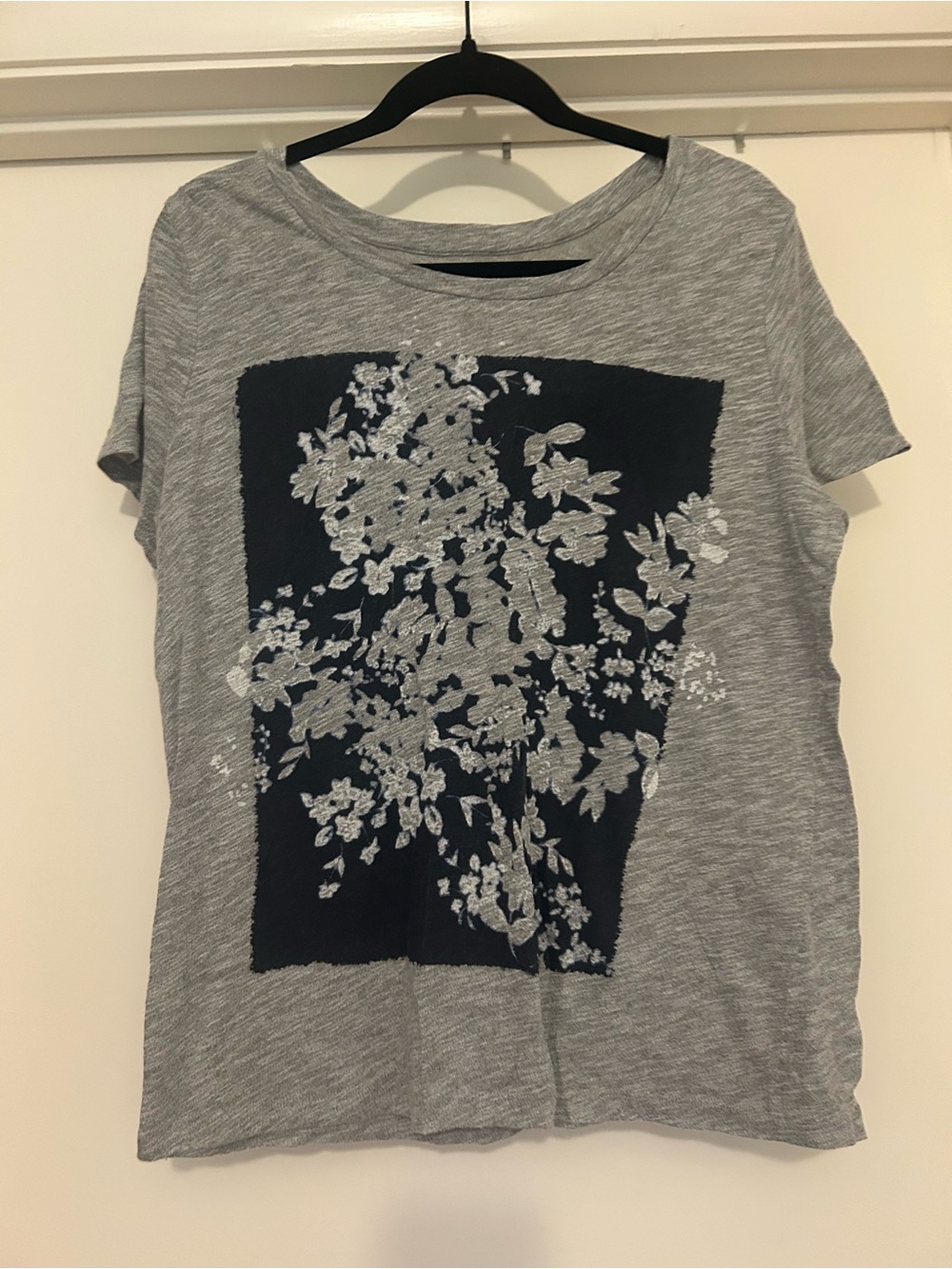 LOFT Gray Short Sleeve Tee with Navy Panel and Silver Floral Print